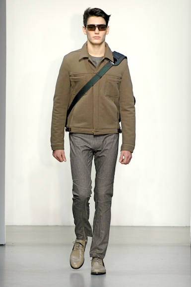 desfiles-calvinklein-milaoinverno2008men-107