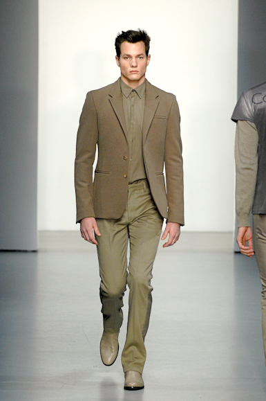 desfiles-calvinklein-milaoinverno2008men-111