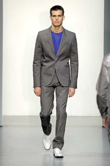 desfiles-calvinklein-milaoinverno2008men-116
