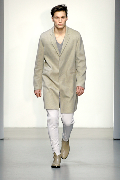 desfiles-calvinklein-milaoinverno2008men-118