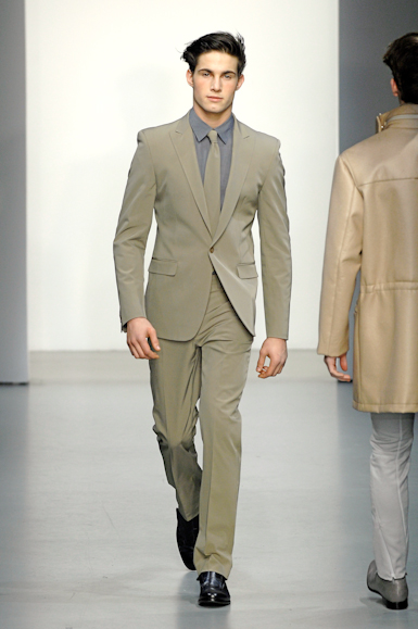 desfiles-calvinklein-milaoinverno2008men-123