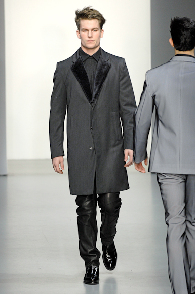 desfiles-calvinklein-milaoinverno2008men-141