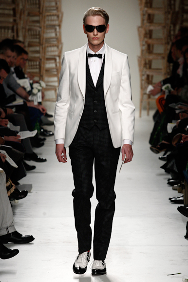 desfiles-moschino-milaoinverno2008men-103