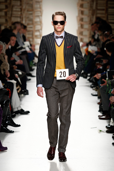 desfiles-moschino-milaoinverno2008men-117