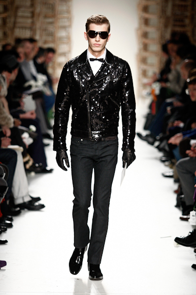 desfiles-moschino-milaoinverno2008men-132