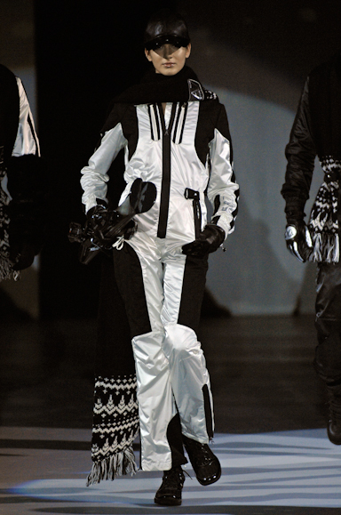 desfiles-emporioarmani-milaoinverno2008men-100