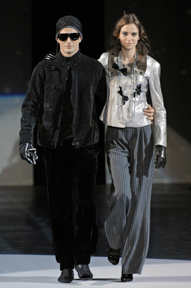 desfiles-emporioarmani-milaoinverno2008men-120