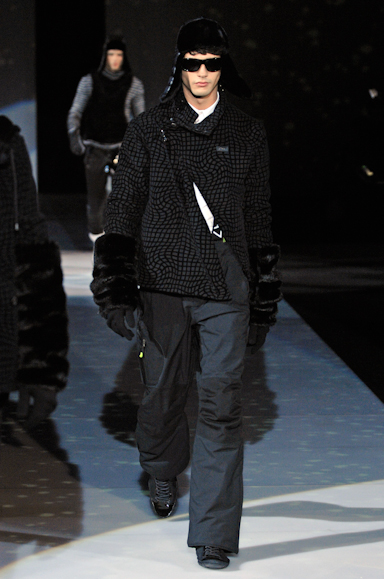 desfiles-emporioarmani-milaoinverno2008men-123