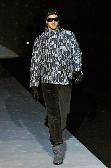 desfiles-emporioarmani-milaoinverno2008men-127