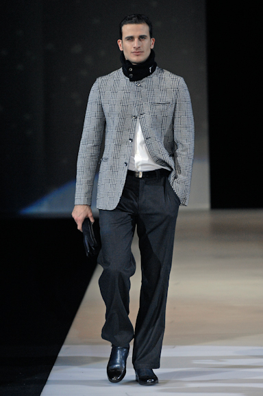 desfiles-emporioarmani-milaoinverno2008men-129