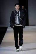desfiles-emporioarmani-milaoinverno2008men-136