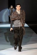 desfiles-emporioarmani-milaoinverno2008men-139