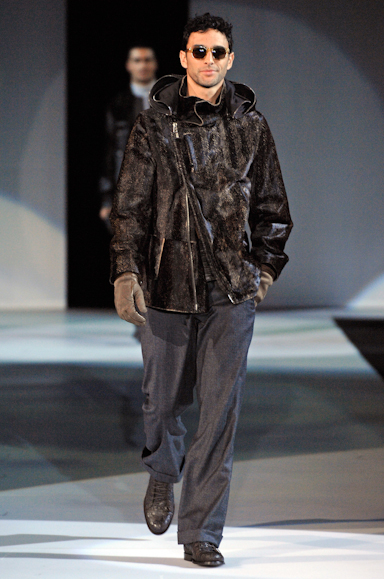 desfiles-emporioarmani-milaoinverno2008men-156