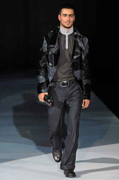 desfiles-emporioarmani-milaoinverno2008men-157