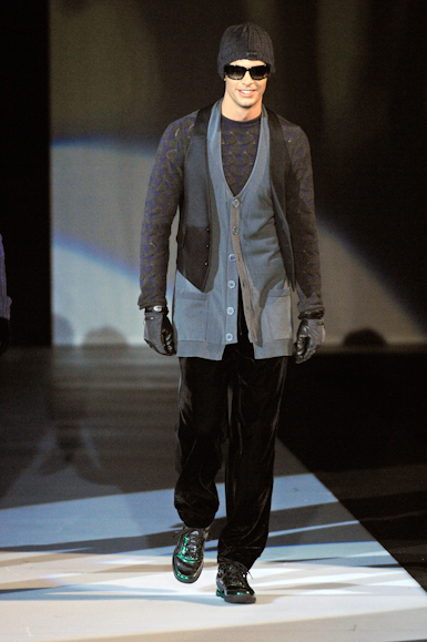desfiles-emporioarmani-milaoinverno2008men-168