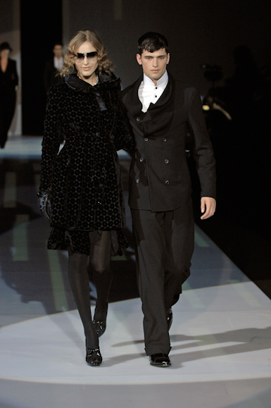 desfiles-emporioarmani-milaoinverno2008men-184