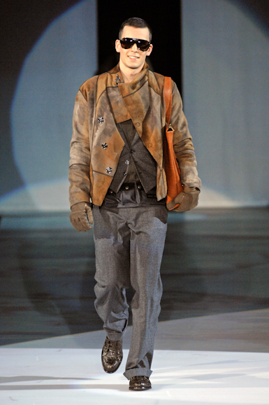 desfiles-emporioarmani-milaoinverno2008men-141