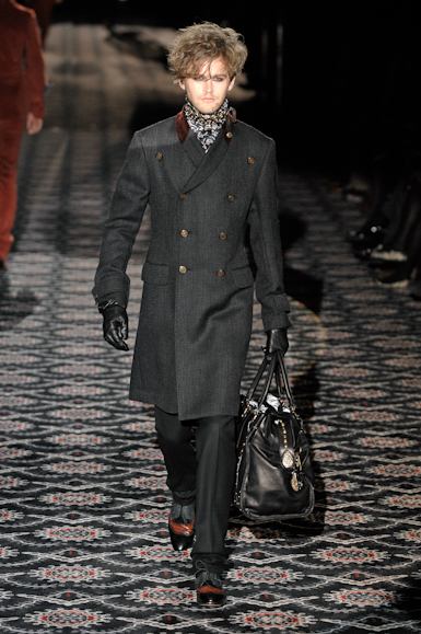 desfiles-gucci-milaoinverno2008men-102