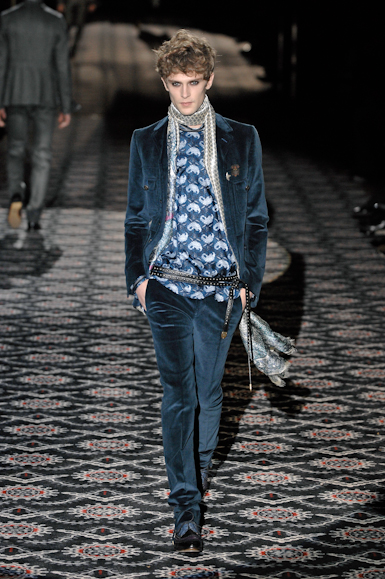 desfiles-gucci-milaoinverno2008men-105