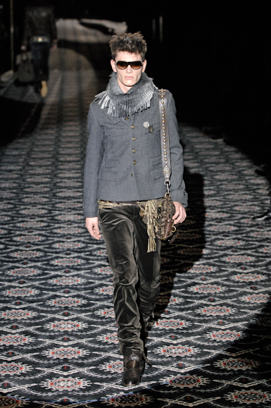 desfiles-gucci-milaoinverno2008men-114