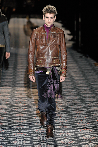 desfiles-gucci-milaoinverno2008men-115