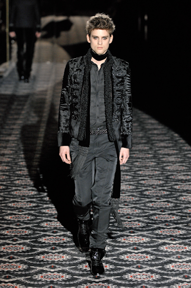 desfiles-gucci-milaoinverno2008men-138