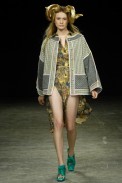 desfiles-amapo-saopauloinverno2008rtw-108