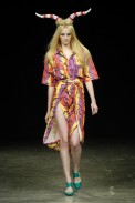 desfiles-amapo-saopauloinverno2008rtw-116
