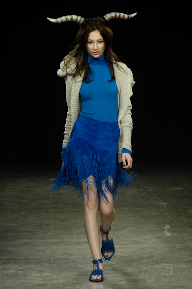 desfiles-amapo-saopauloinverno2008rtw-117