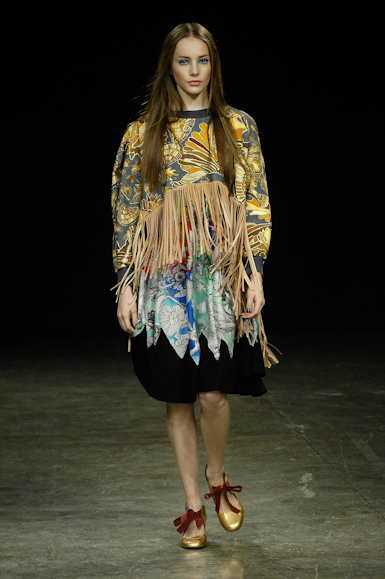 desfiles-amapo-saopauloinverno2008rtw-127