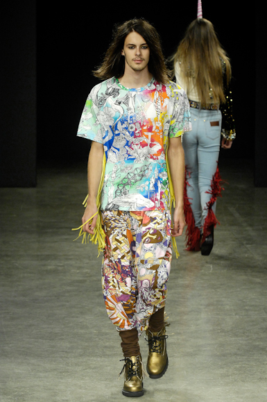 desfiles-amapo-saopauloinverno2008rtw-133