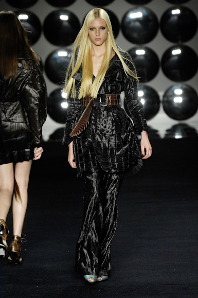 desfiles-animale-saopauloinverno2008rtw-105