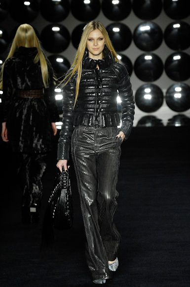 desfiles-animale-saopauloinverno2008rtw-106