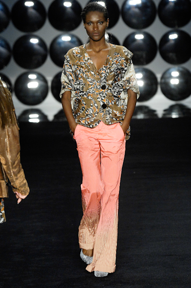 desfiles-animale-saopauloinverno2008rtw-124