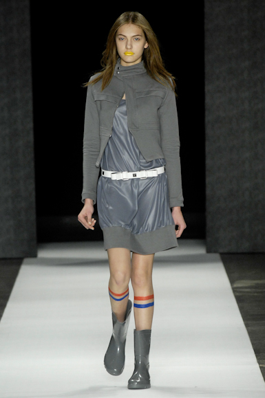 desfiles-carlotajoakina-saopauloinverno2008rtw-106