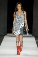 desfiles-carlotajoakina-saopauloinverno2008rtw-109