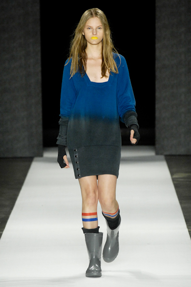 desfiles-carlotajoakina-saopauloinverno2008rtw-123