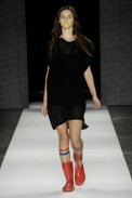 desfiles-carlotajoakina-saopauloinverno2008rtw-125