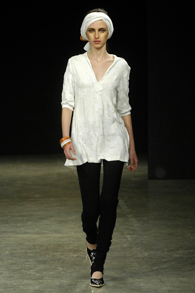 desfiles-wranieri-saopauloinverno2008rtw-113