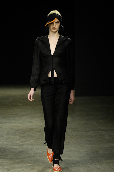 desfiles-wranieri-saopauloinverno2008rtw-116