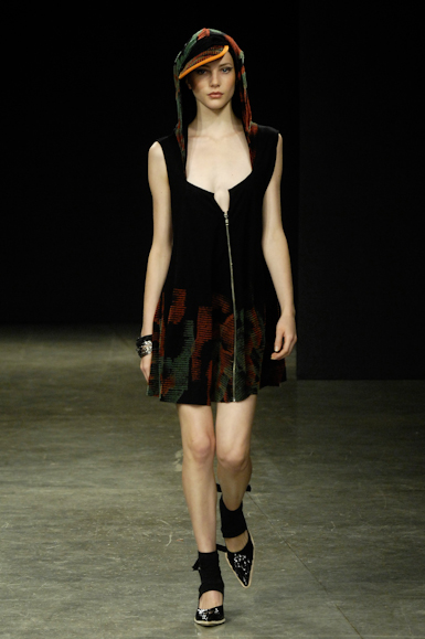 desfiles-wranieri-saopauloinverno2008rtw-121