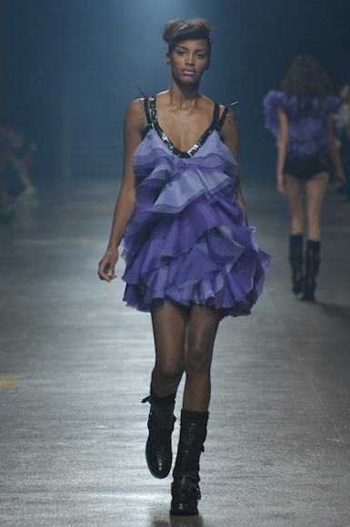 desfiles-ellus-saopauloinverno2008rtw-101