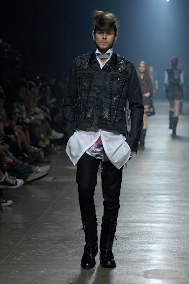 desfiles-ellus-saopauloinverno2008rtw-108