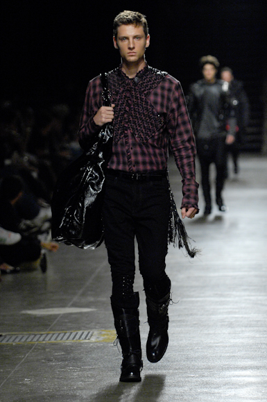desfiles-ellus-saopauloinverno2008rtw-151