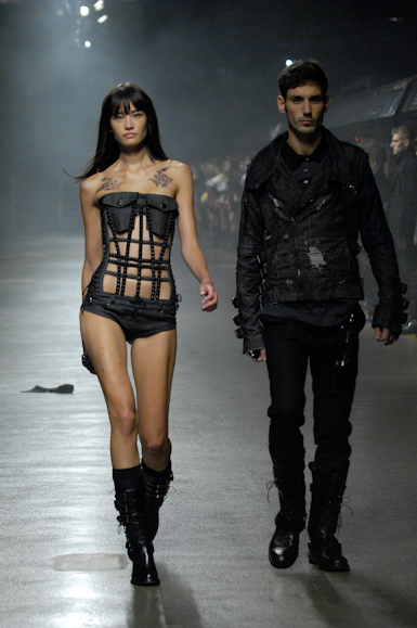 desfiles-ellus-saopauloinverno2008rtw-160