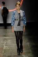 desfiles-erikaikezili-saopauloinverno2008rtw-109
