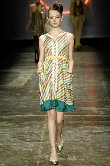 desfiles-erikaikezili-saopauloinverno2008rtw-122