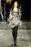 desfiles-fabiabercsek-saopauloinverno2008rtw-103