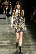desfiles-fabiabercsek-saopauloinverno2008rtw-104