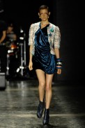 desfiles-fabiabercsek-saopauloinverno2008rtw-122